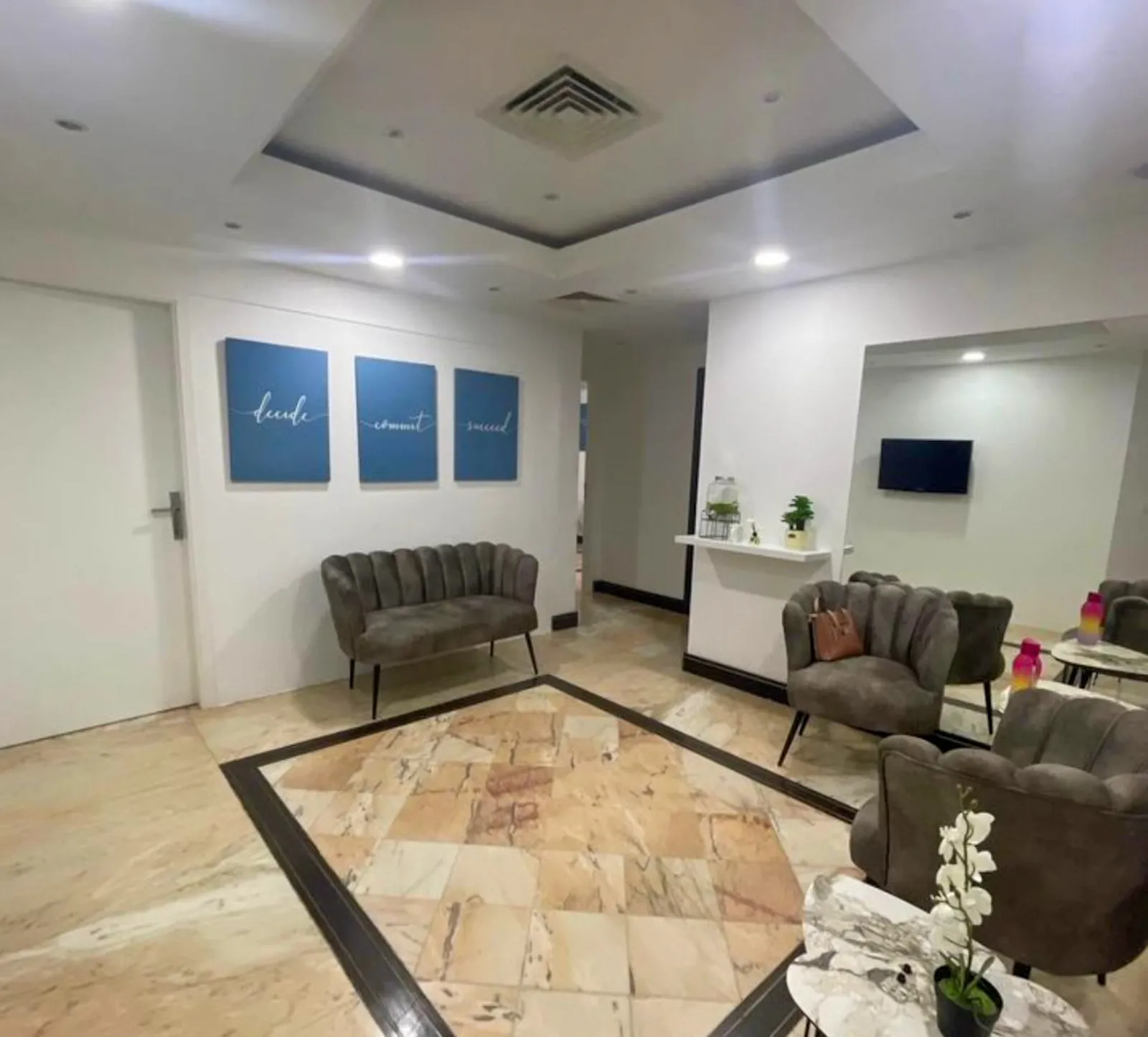Prime Location Clinic in Mtayleb, Metn — الصورة 2