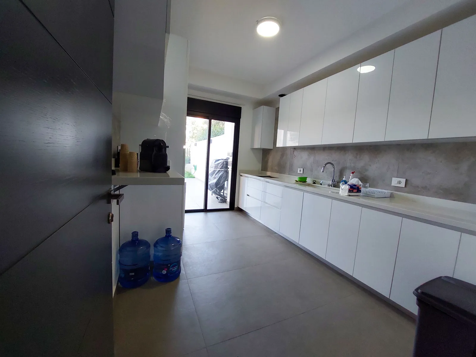 New Apartment in Dbayeh, Metn with Terrace — الصورة 4