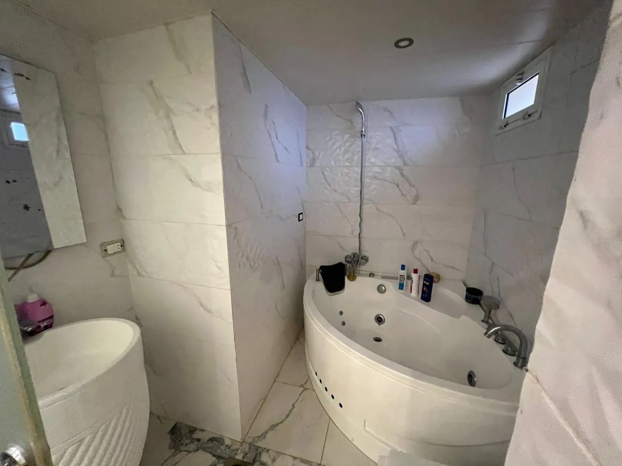 Prime Location Apartment in Jiyeh, Chouf with Sea View — الصورة 4