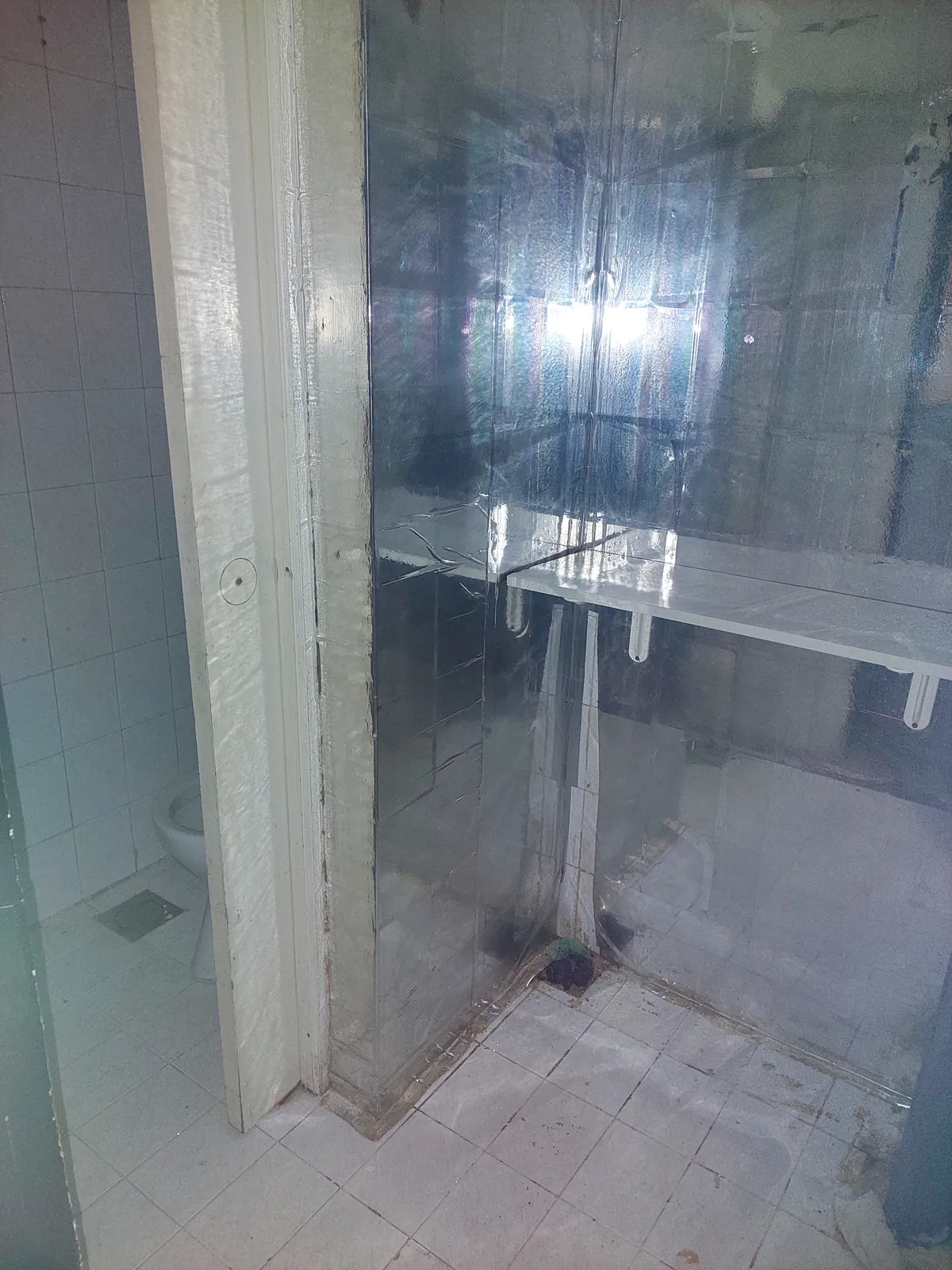 Prime Location Shop/Office in Mazraat Yachouh, Metn — الصورة 4