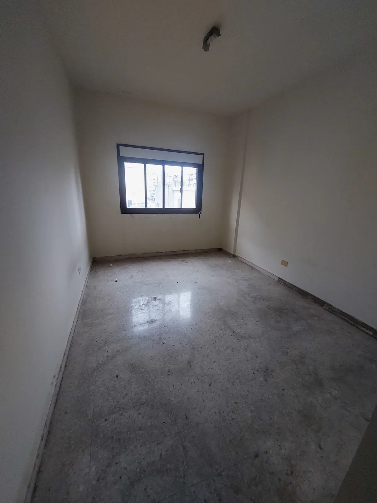 Prime Location Apartment in Zalka, Metn with City View — الصورة 5