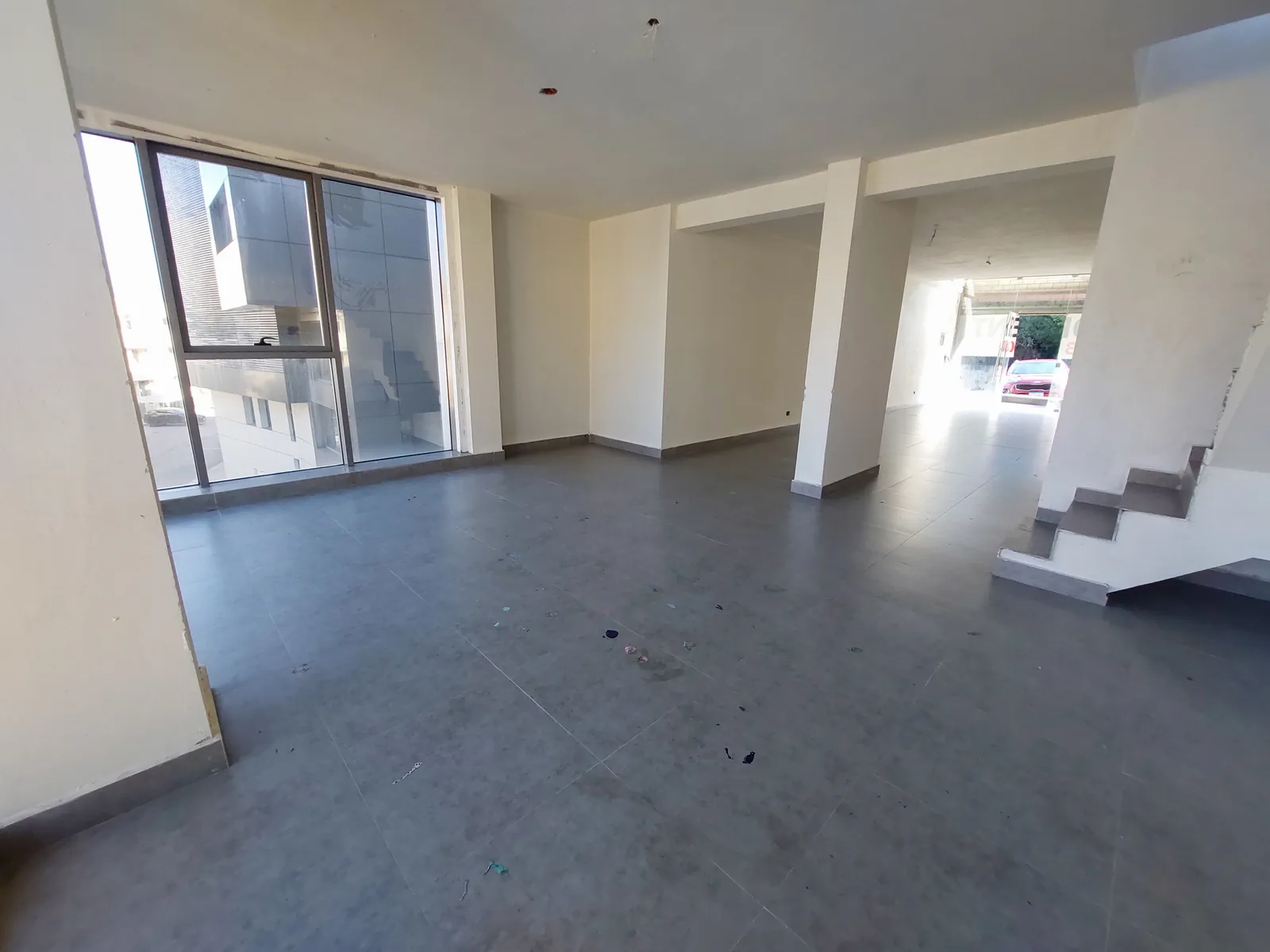 Prime Location Shop in Bsalim, Metn — الصورة 5