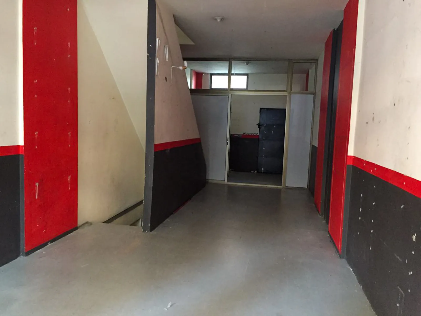 Prime Location Shop in Bauchrieh, Metn — photo 3