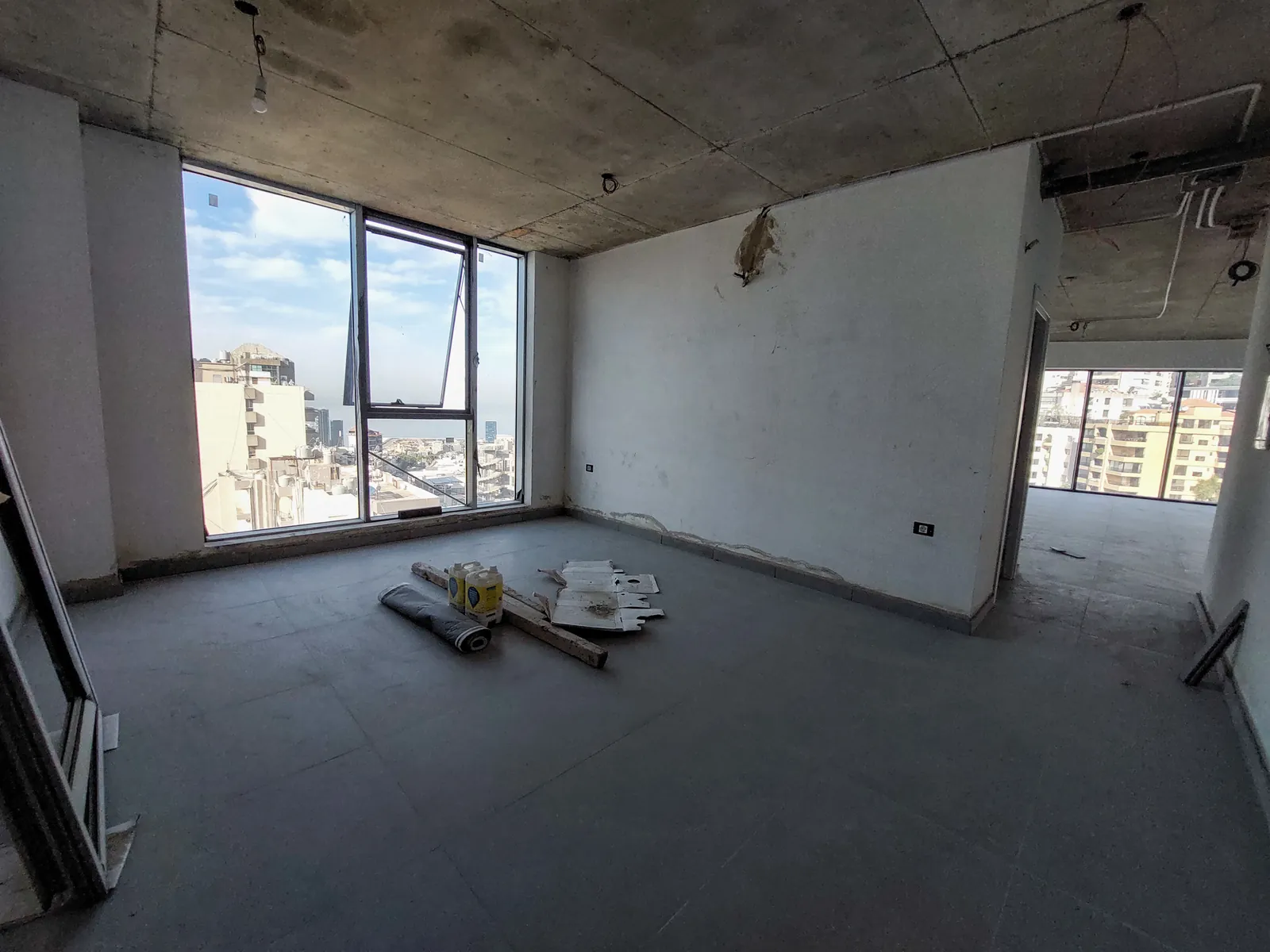 Prime Location Brand New Office in Antelias, Metn — الصورة 3