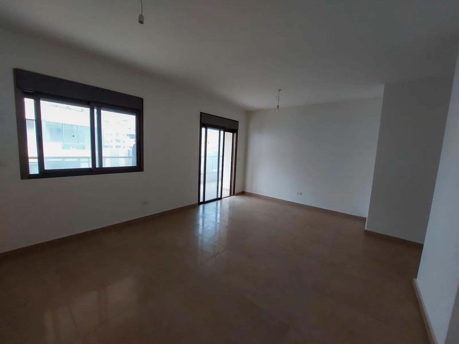 Brand New Apartment in Naccache, Metn with Terrace — الصورة 2