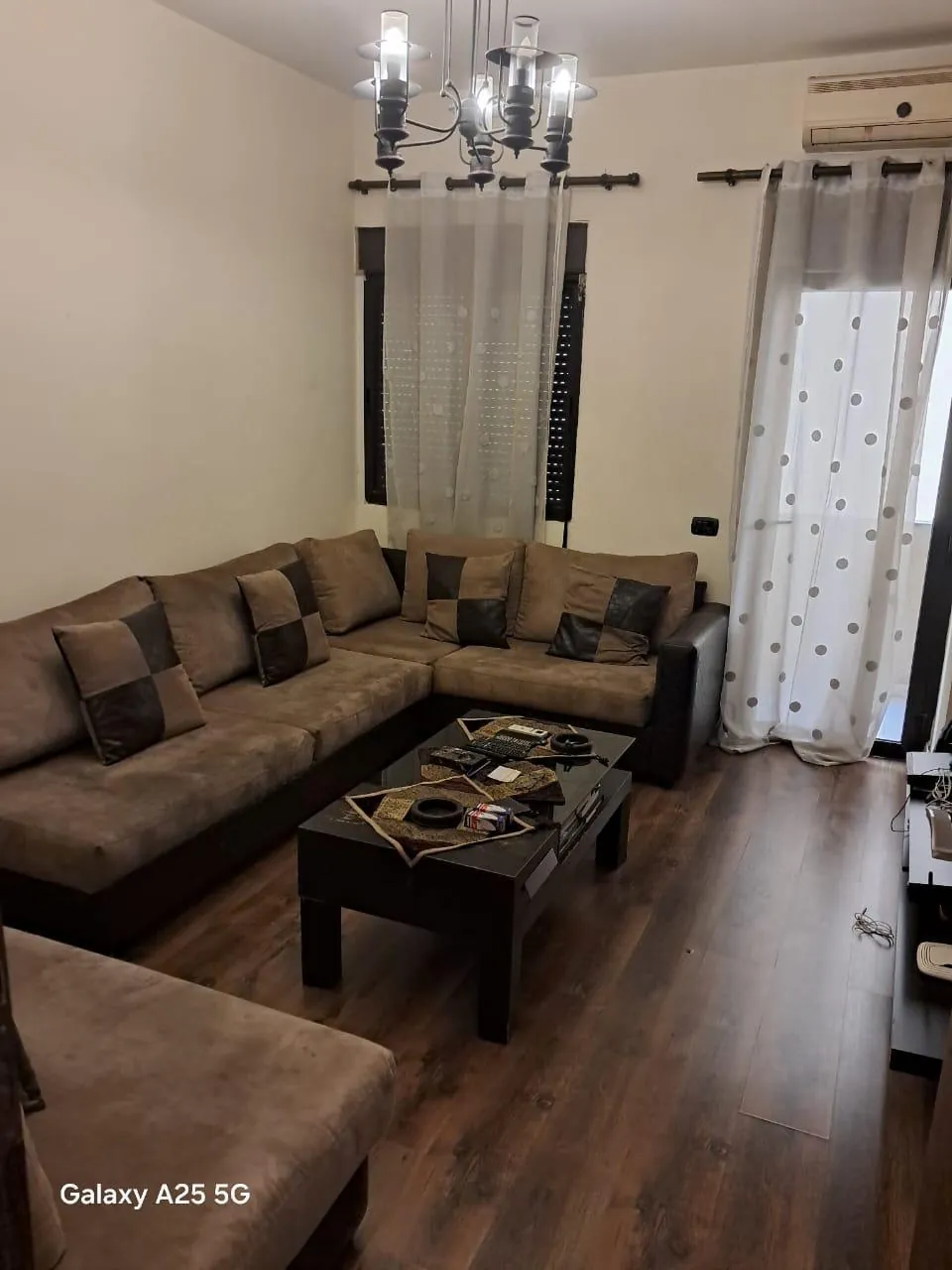 Furnished Apartment in Adonis with a Partial View + Terrace/Garden — الصورة 4