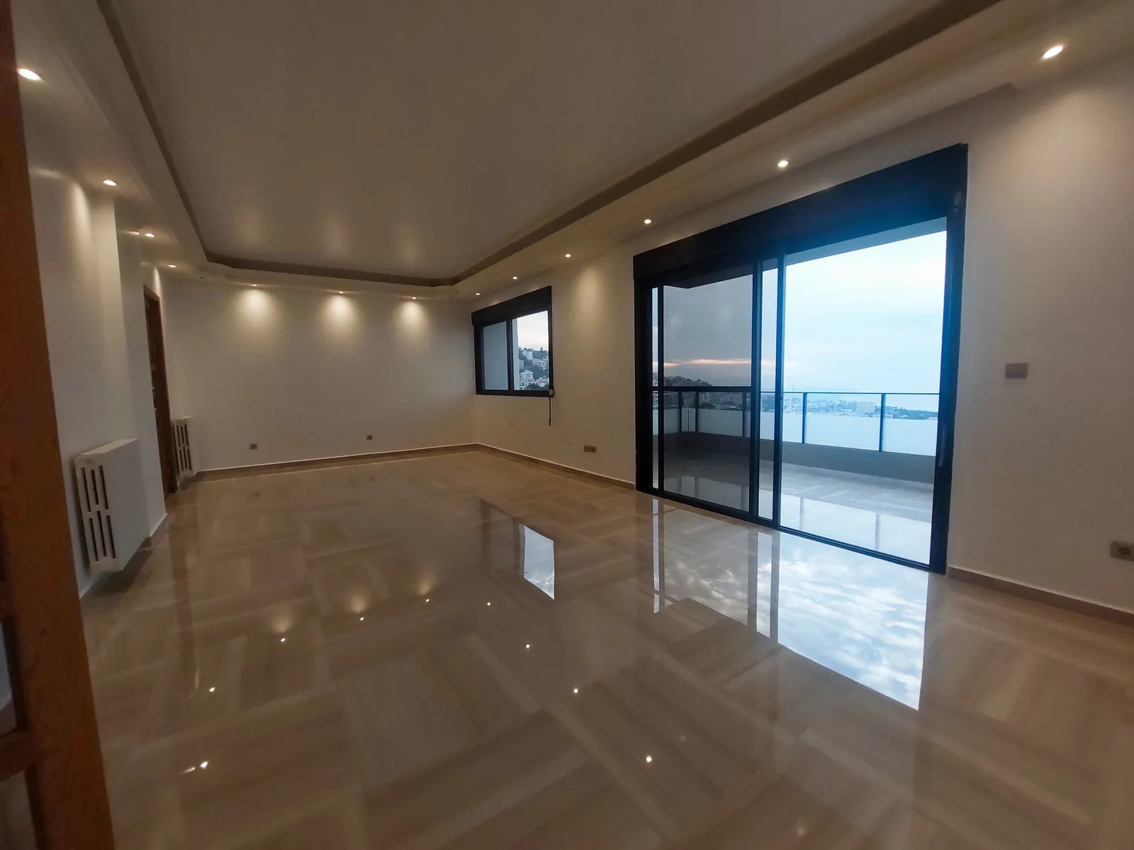 Apartment in Mazraat Yachouh, Metn with Sea & Mountain View — الصورة 2