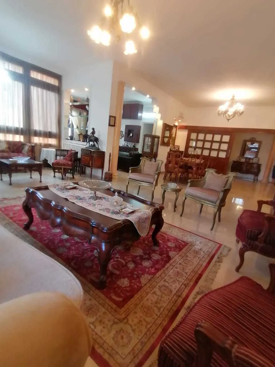Prime Location Apartment in Mazraa, Beirut — الصورة 2