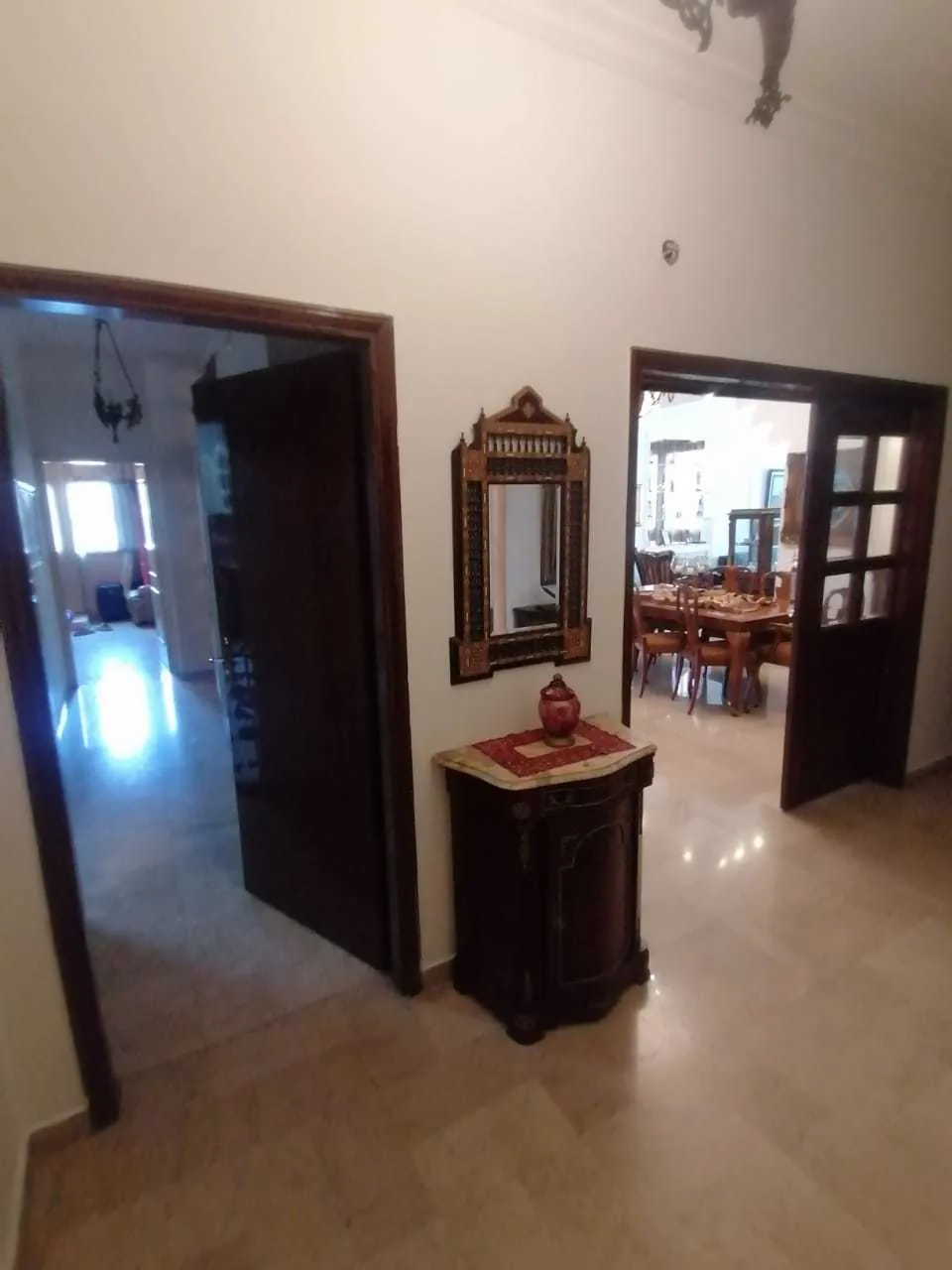 Prime Location Apartment in Mazraa, Beirut — الصورة 4
