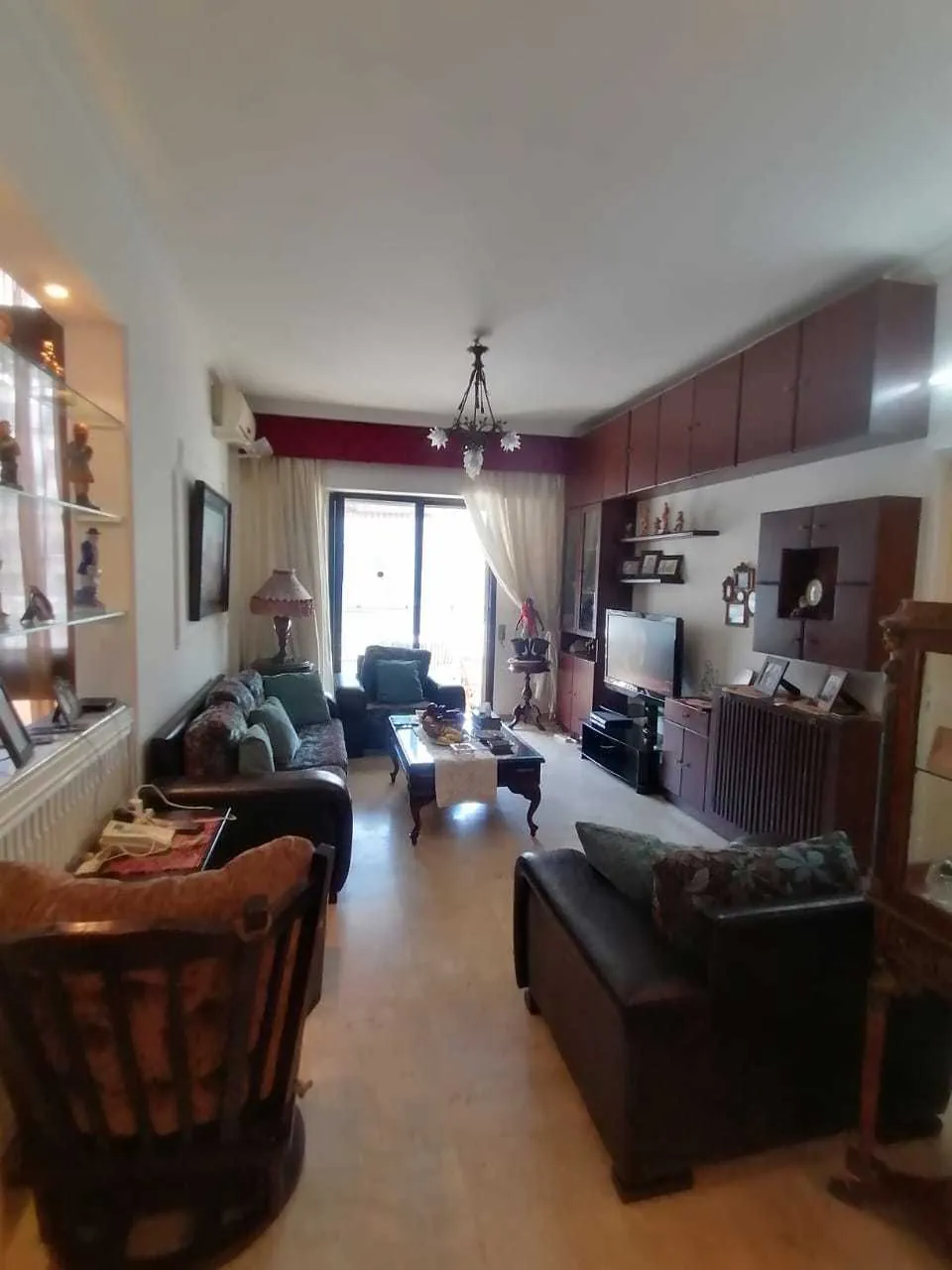 Prime Location Apartment in Mazraa, Beirut — الصورة 5