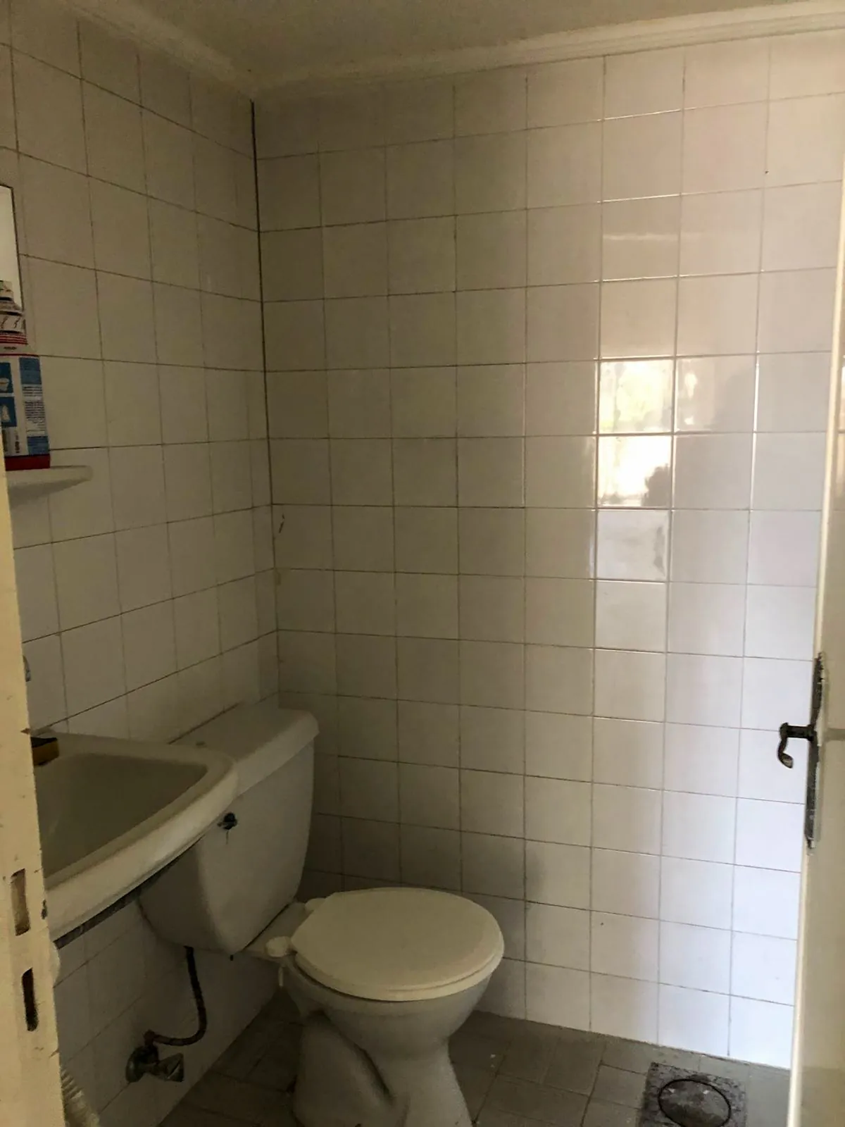 Prime Location Shop in Jal El Dib, Metn — الصورة 4