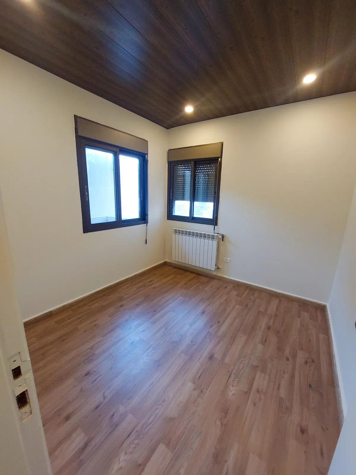 Decorated Apartment in Mazraat Yachouh, Metn with Sea View — الصورة 5