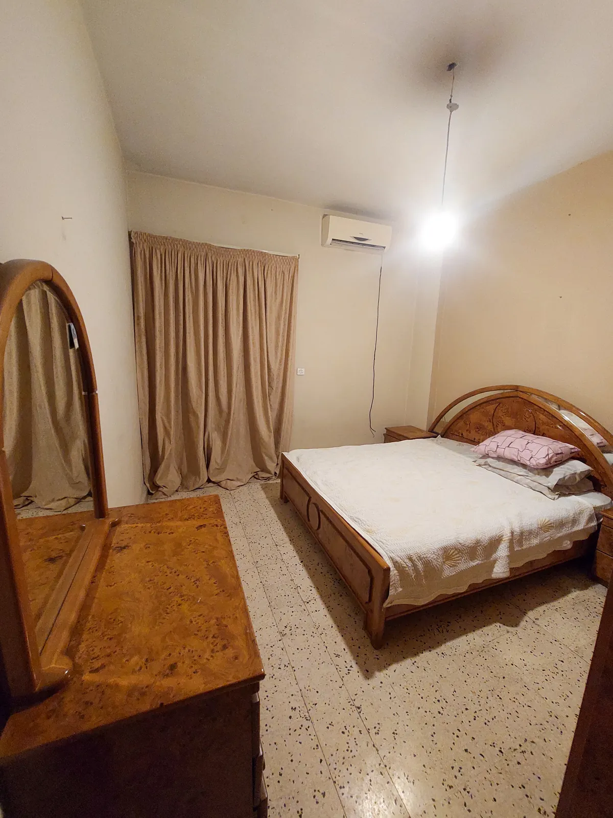 Prime Location Furnished Apartment in Bauchrieh, Metn — الصورة 5