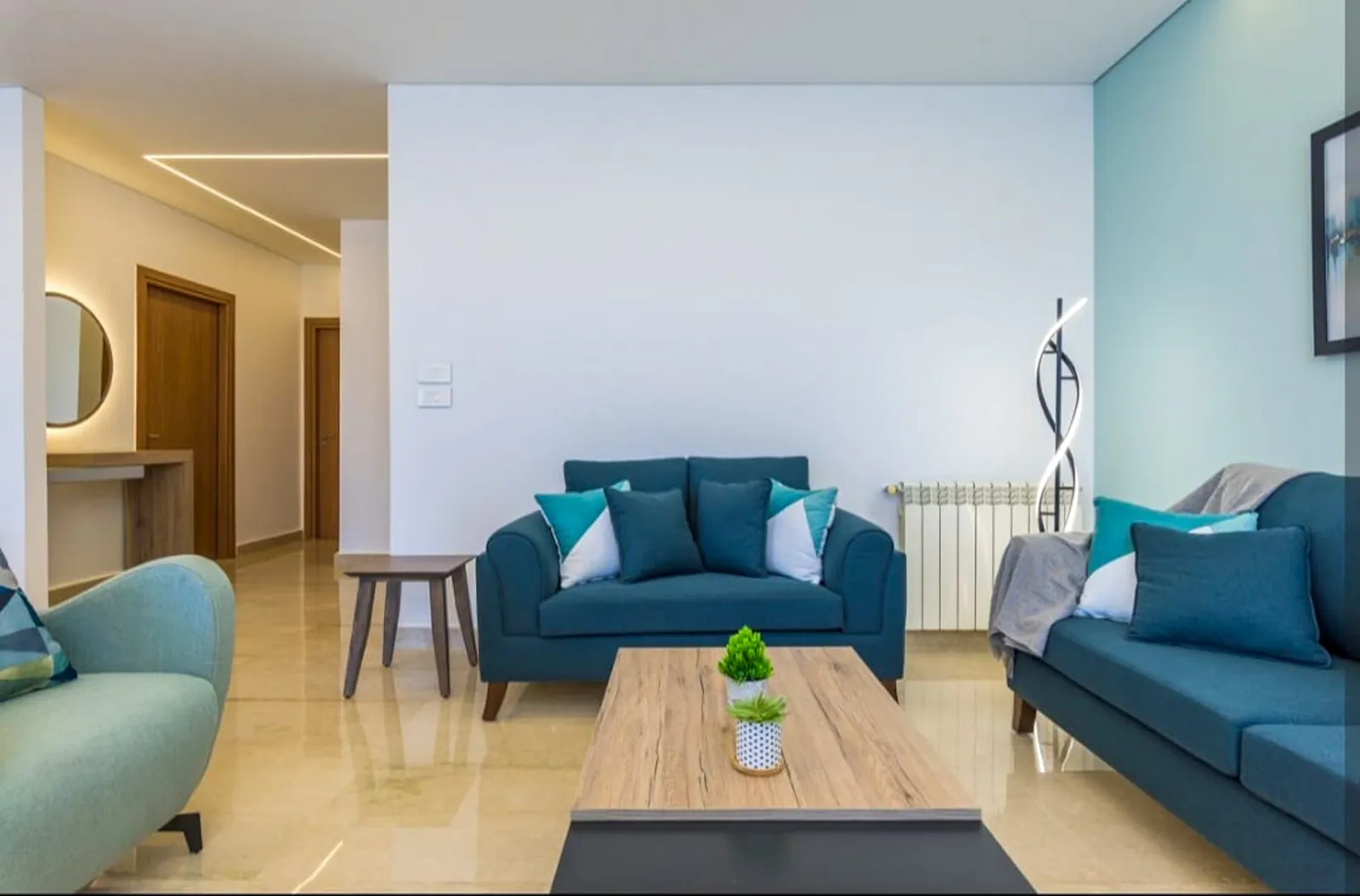 Fully Furnished Apartment in Antelias, Metn with View — الصورة 2
