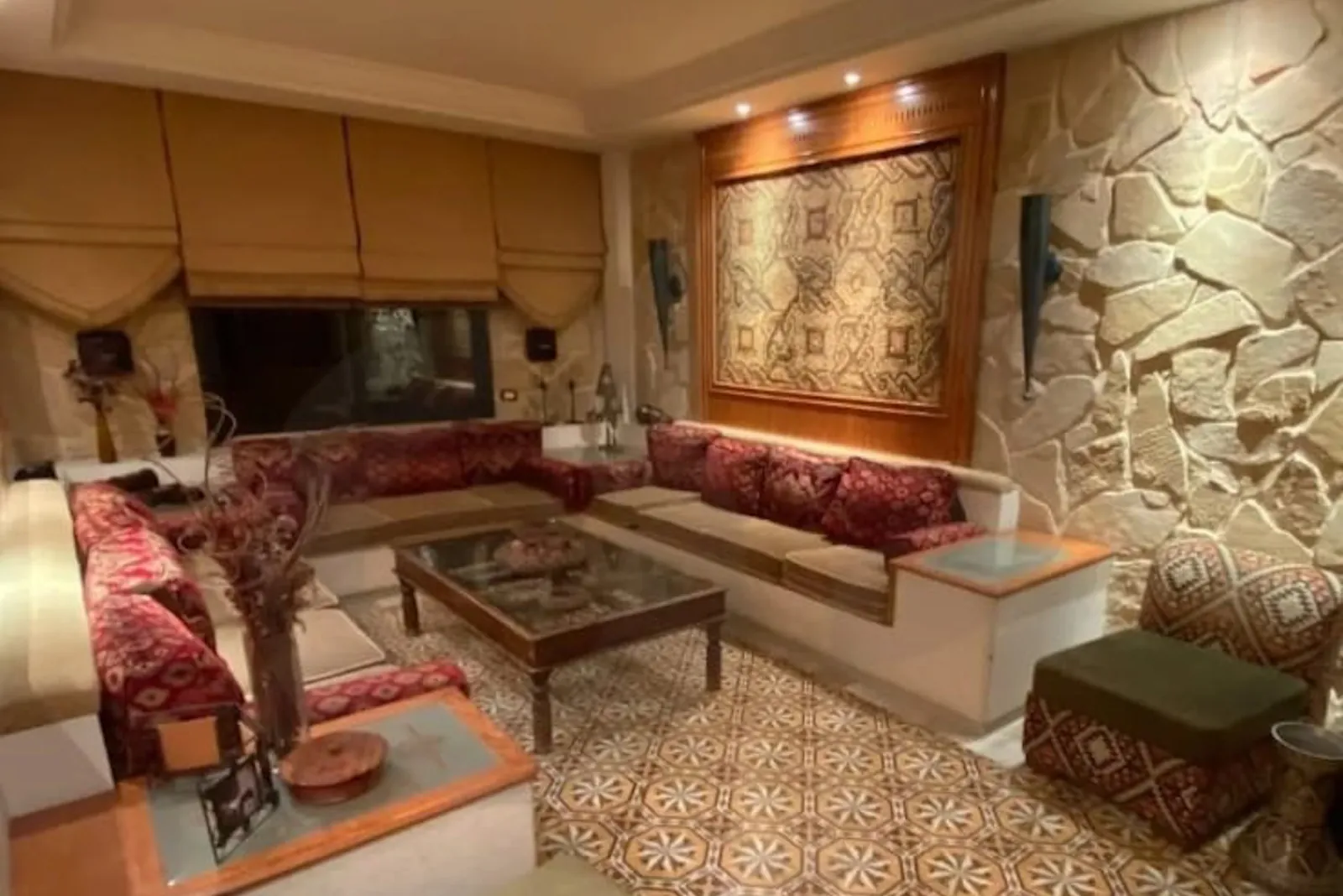 Fully Furnished Apartment in Sabtieh, Metn