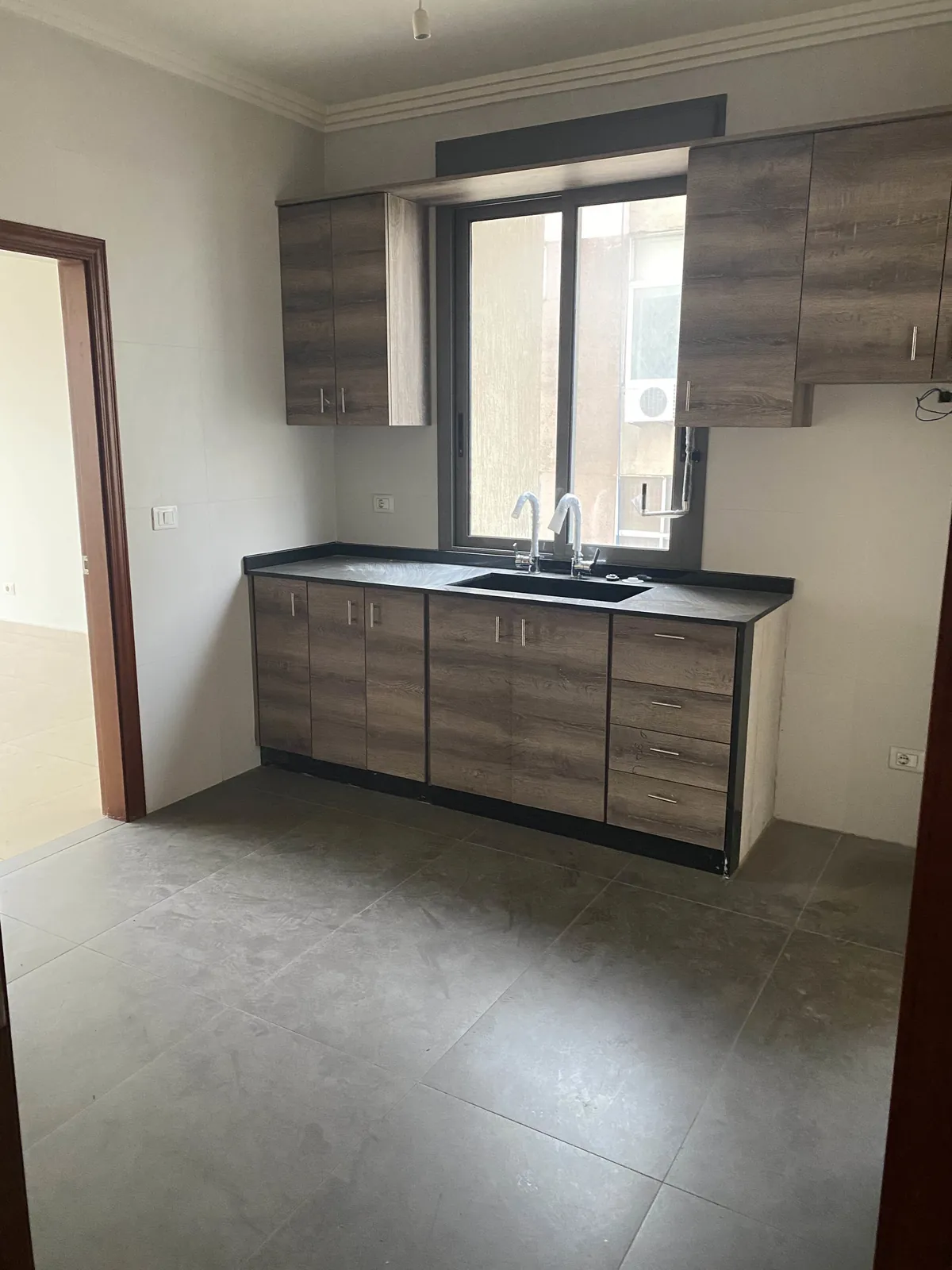 Apartment for Rent in Zalka, Metn — الصورة 2