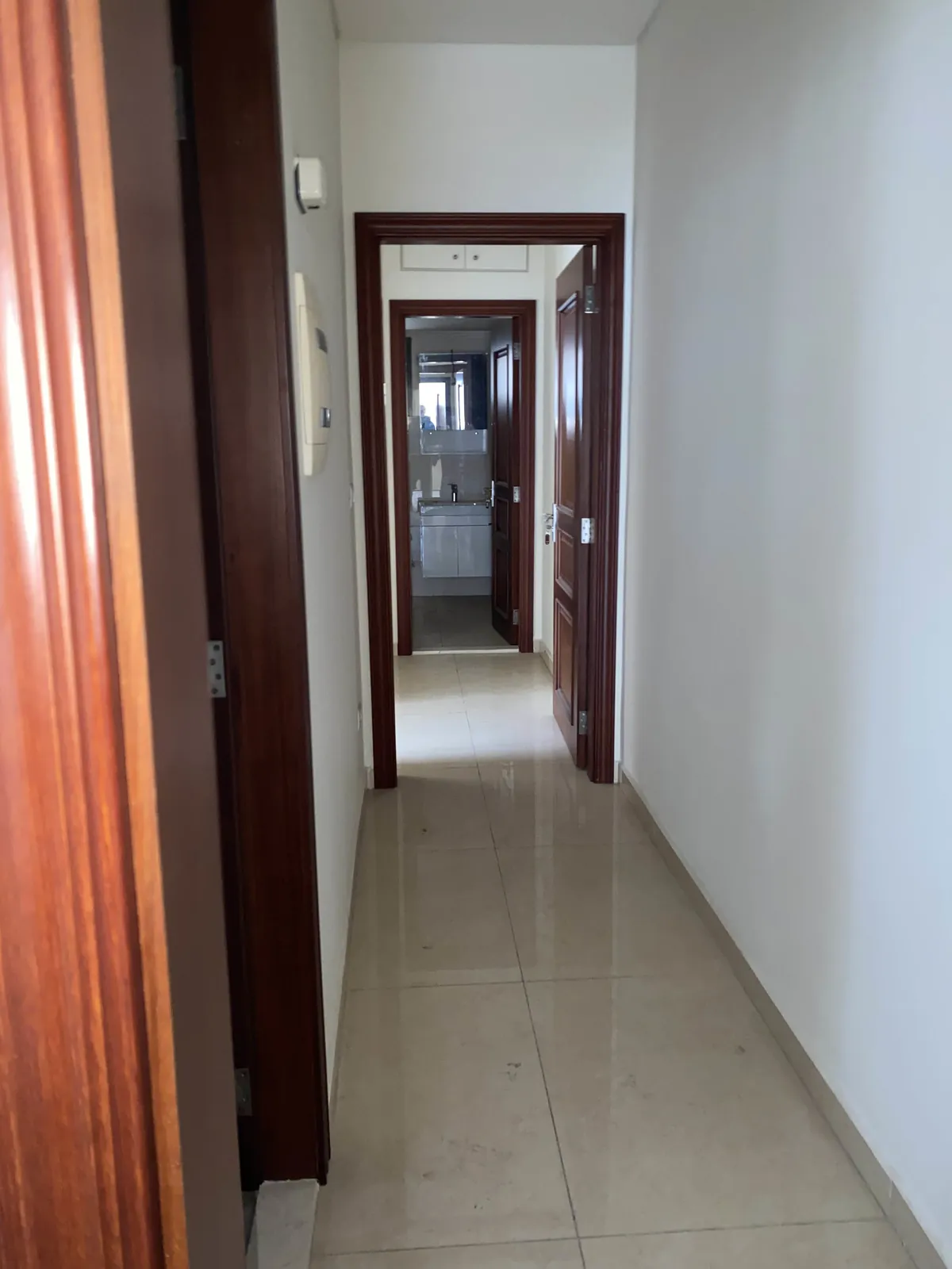 Apartment for Rent in Zalka, Metn — الصورة 5