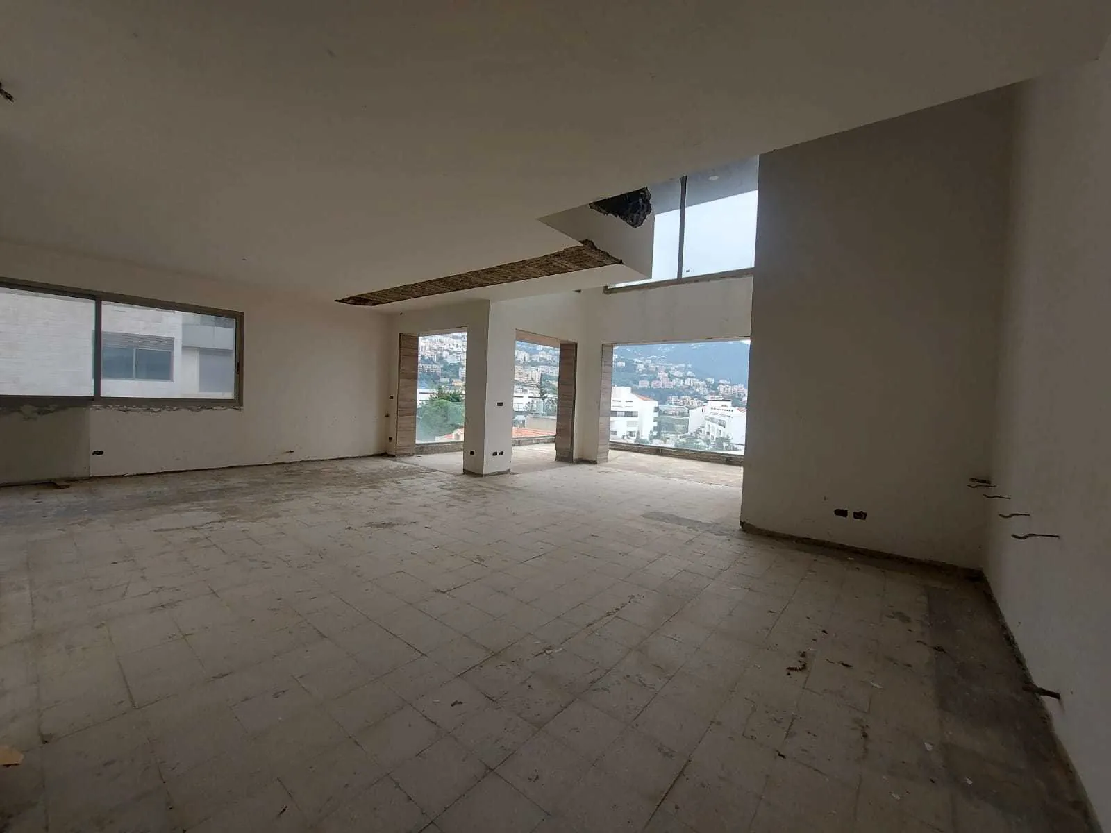Apartment in Adma with Sea and Mountain View — photo 2