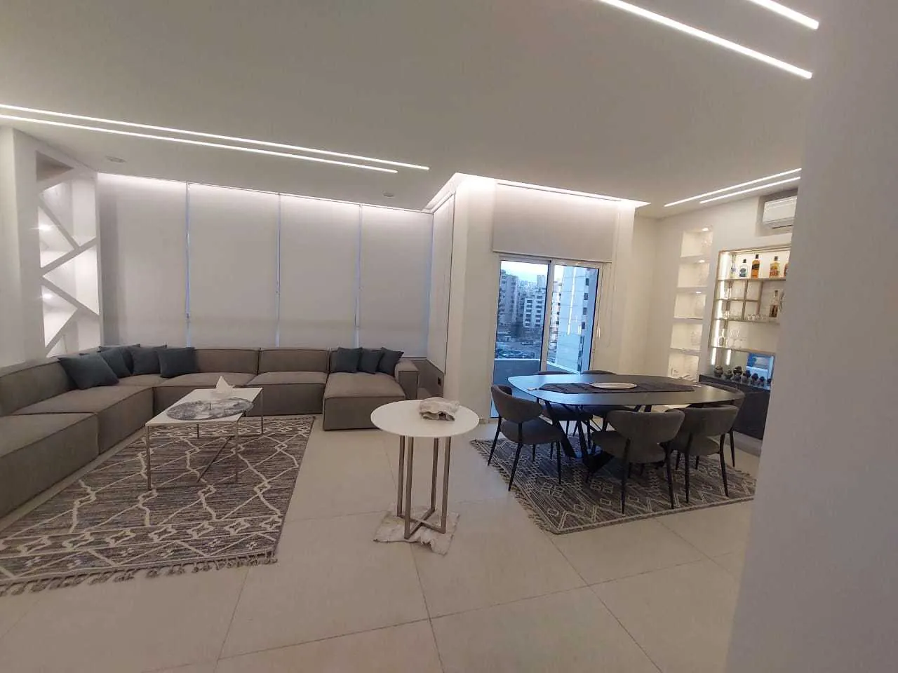 Fully Renovated & Furnished Apartment in Bauchrieh, Metn — الصورة 3