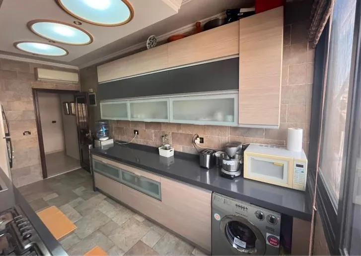 Apartment in KasKas, Beirut with Breathtaking Panoramic View — الصورة 3