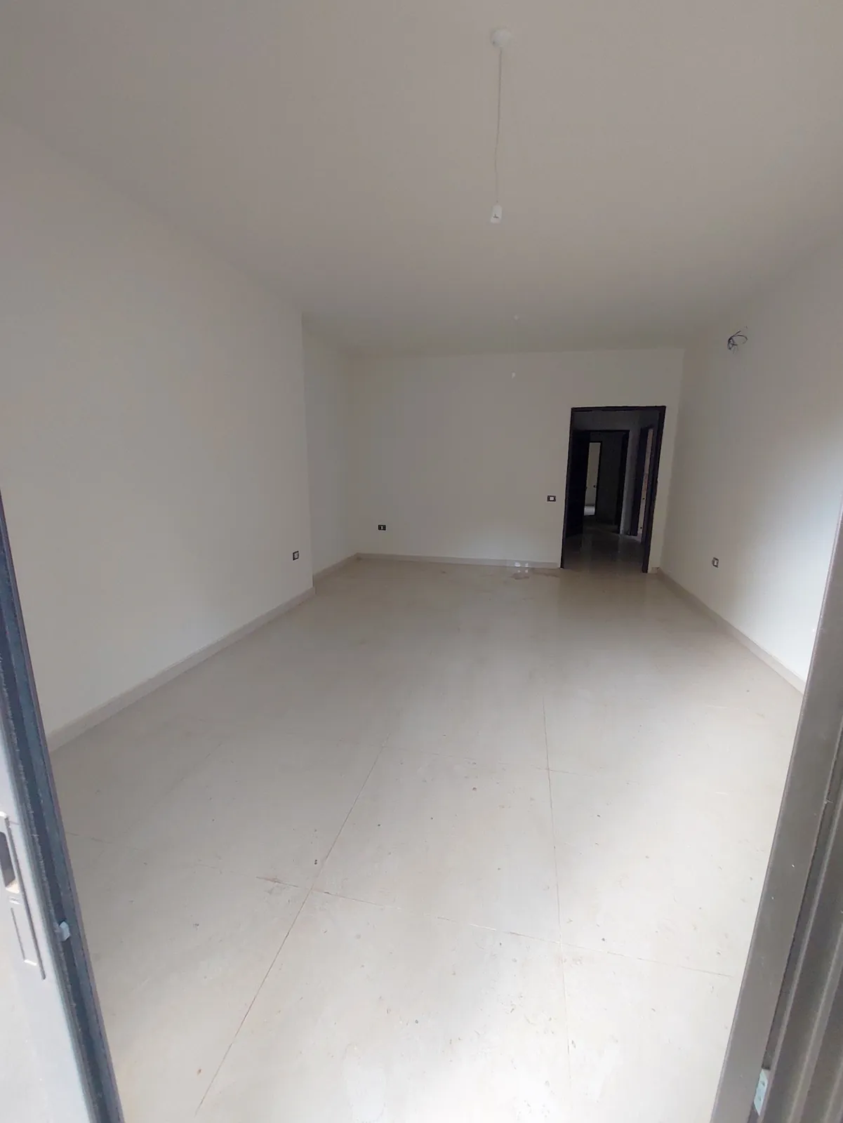 New Apartment in Qornet El Hamra with Sea and Mountain View — الصورة 2
