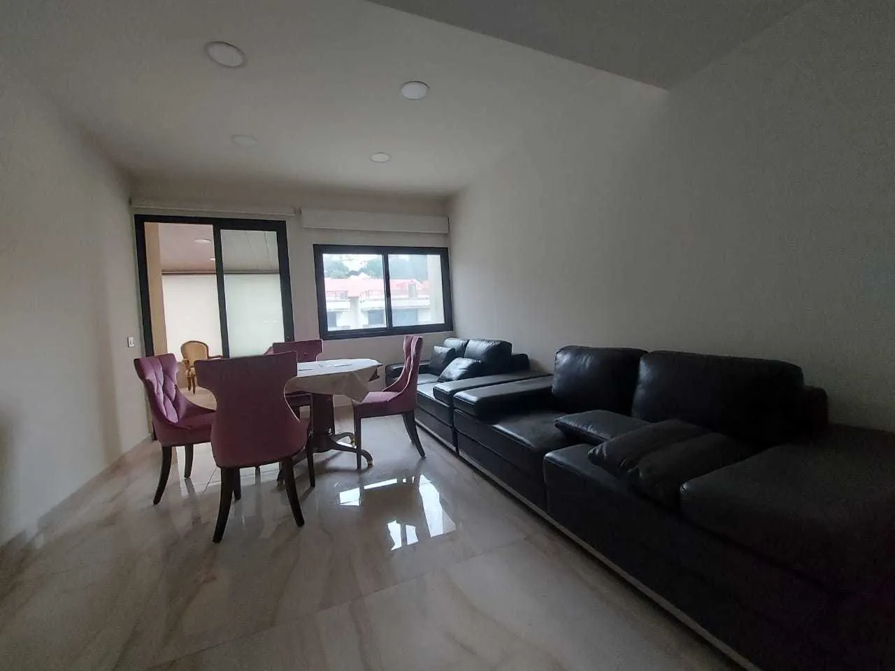 Furnished Duplex in Adma with Sea and Mountain View — الصورة 5