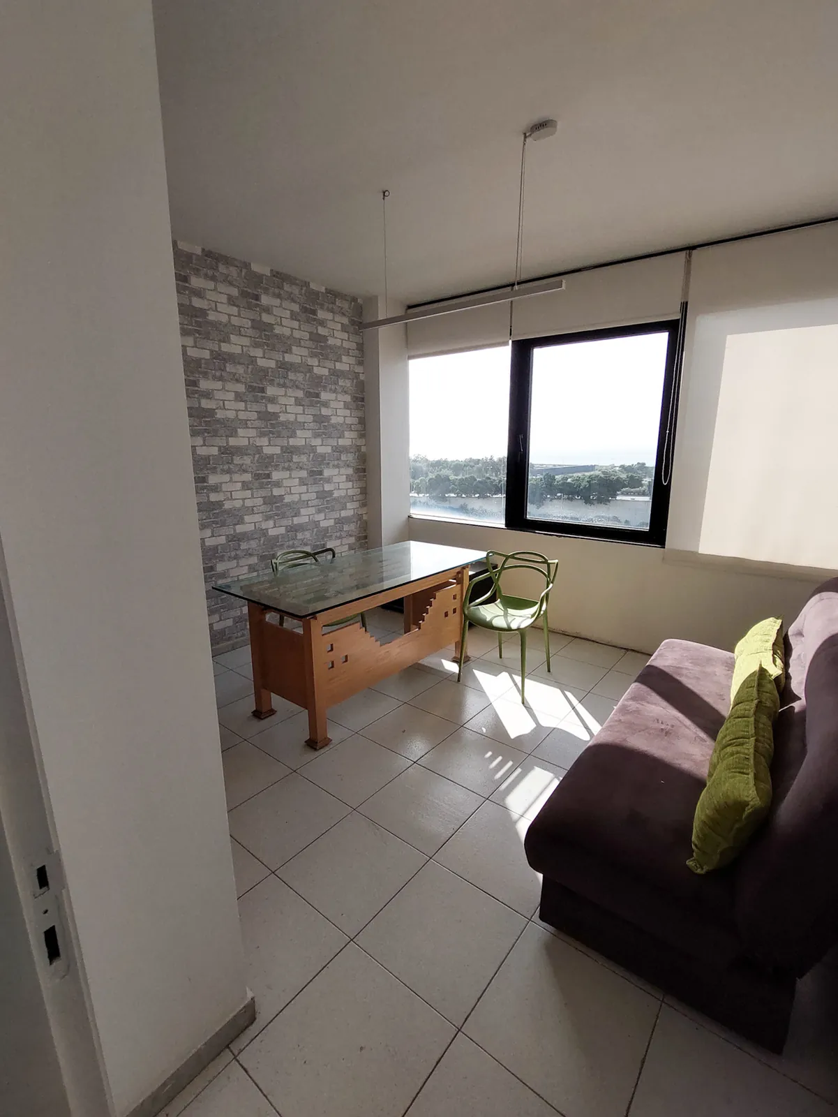 Prime Location Office in Dbayeh, Metn — الصورة 2