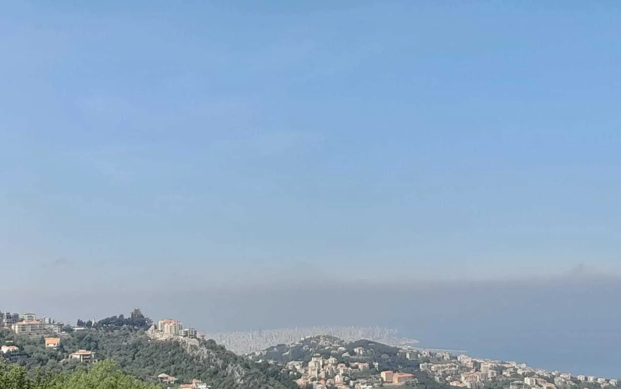 Land in Bikfaya, Metn Overlooking the Ocean and the Mountains — الصورة 4