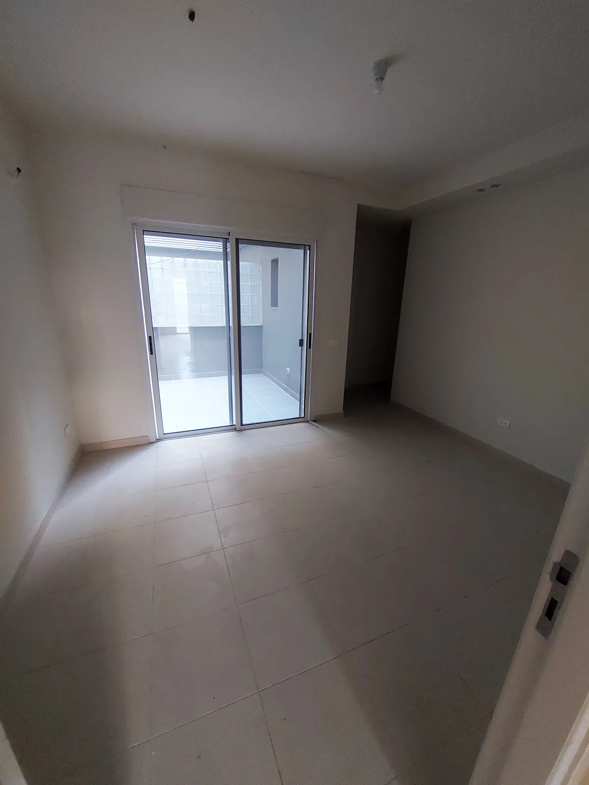 Prime Location Apartment in Qornet El Hamra, Metn with Terrace — photo 5