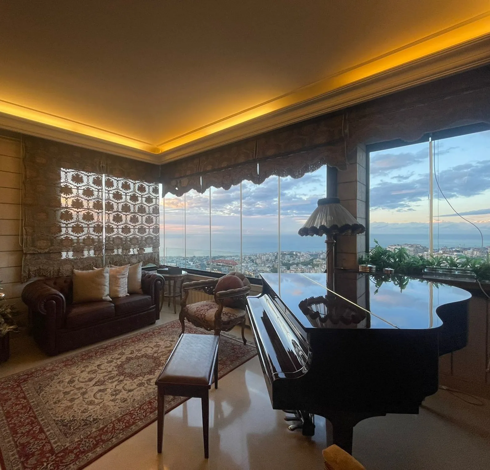 Furnished Apartment in Beit El Chaar with Sea and Mountain View — الصورة 3