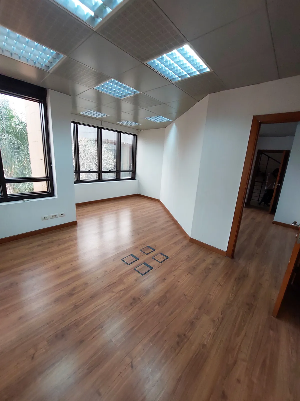 Prime Location Office in Dekwaneh, Metn