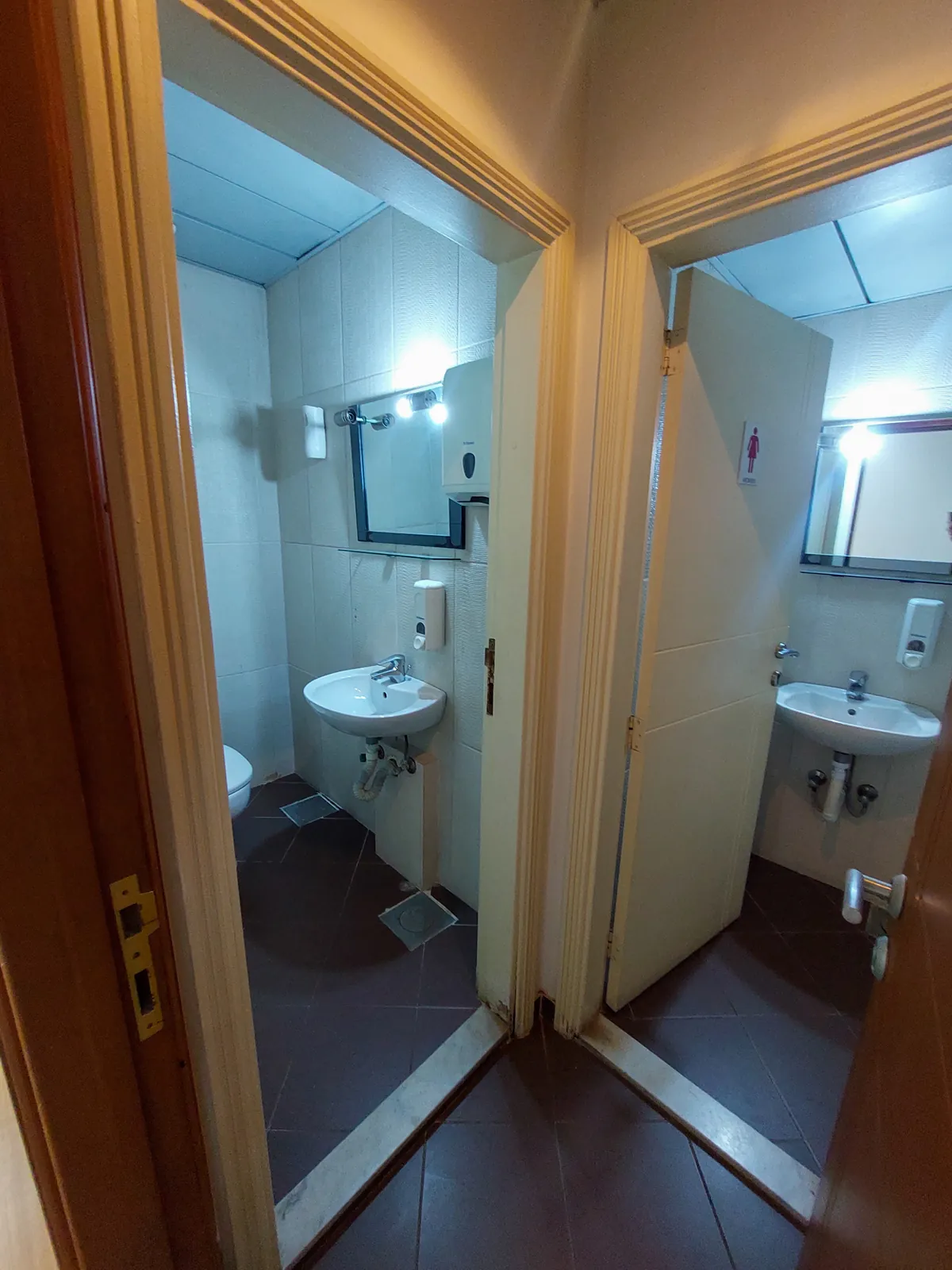 Prime Location Office in Dekwaneh, Metn — الصورة 5