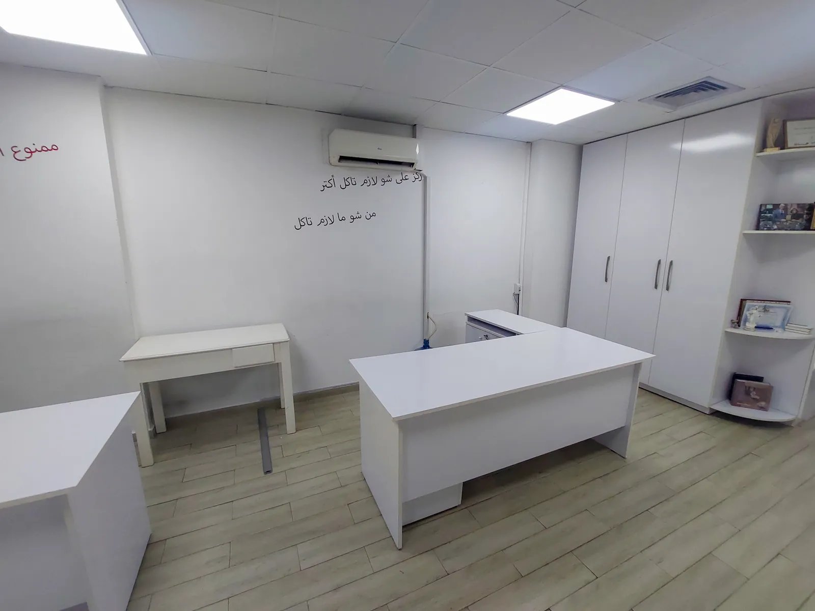 Fully Furnished Office in Mazraat Yachouh, Metn — الصورة 2