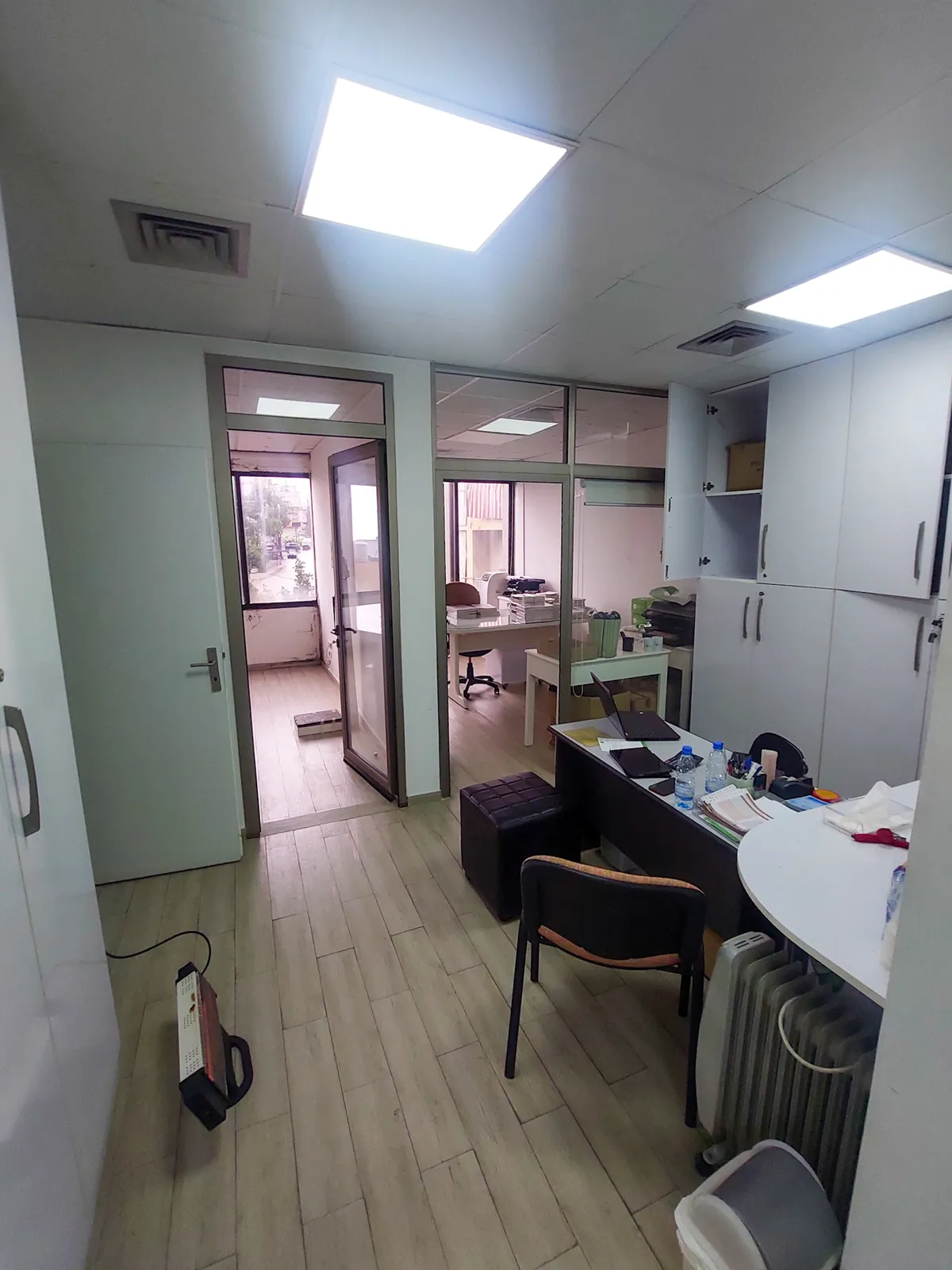 Fully Furnished Office in Mazraat Yachouh, Metn — الصورة 3