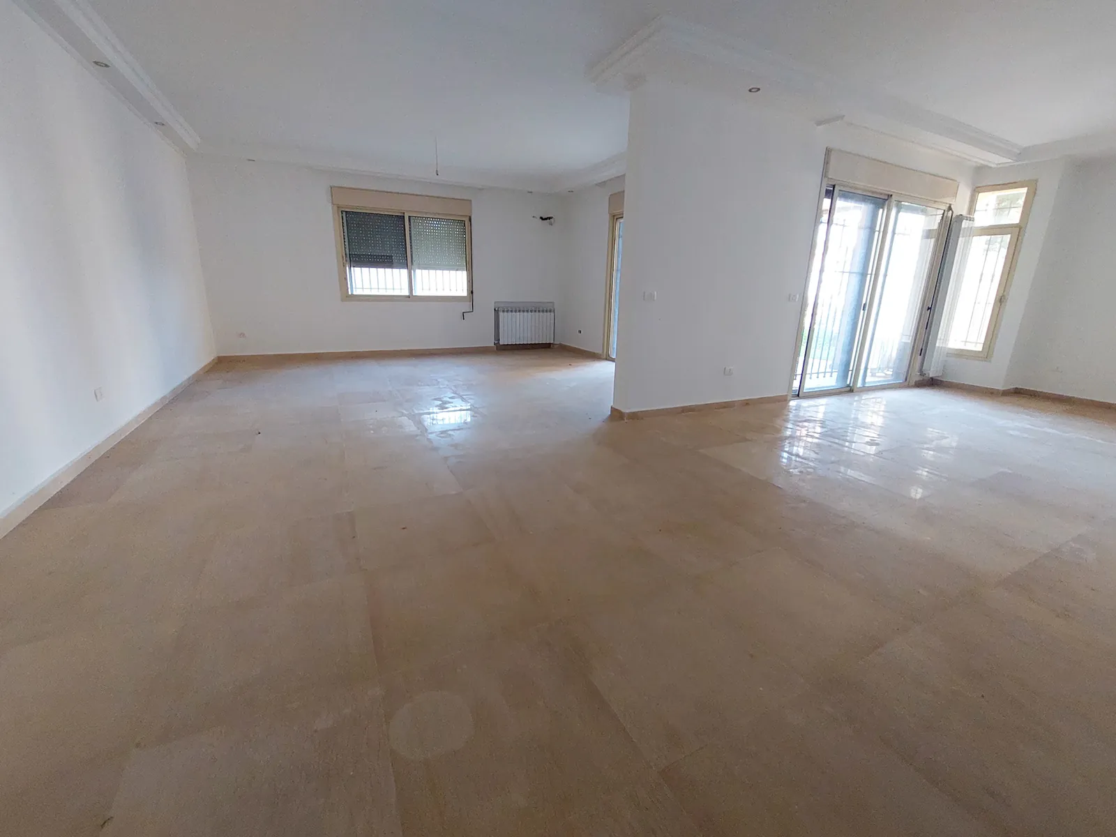 Apartment for Sale or for Rent in Dik El Mehdi, Metn + Big Terrace — الصورة 3