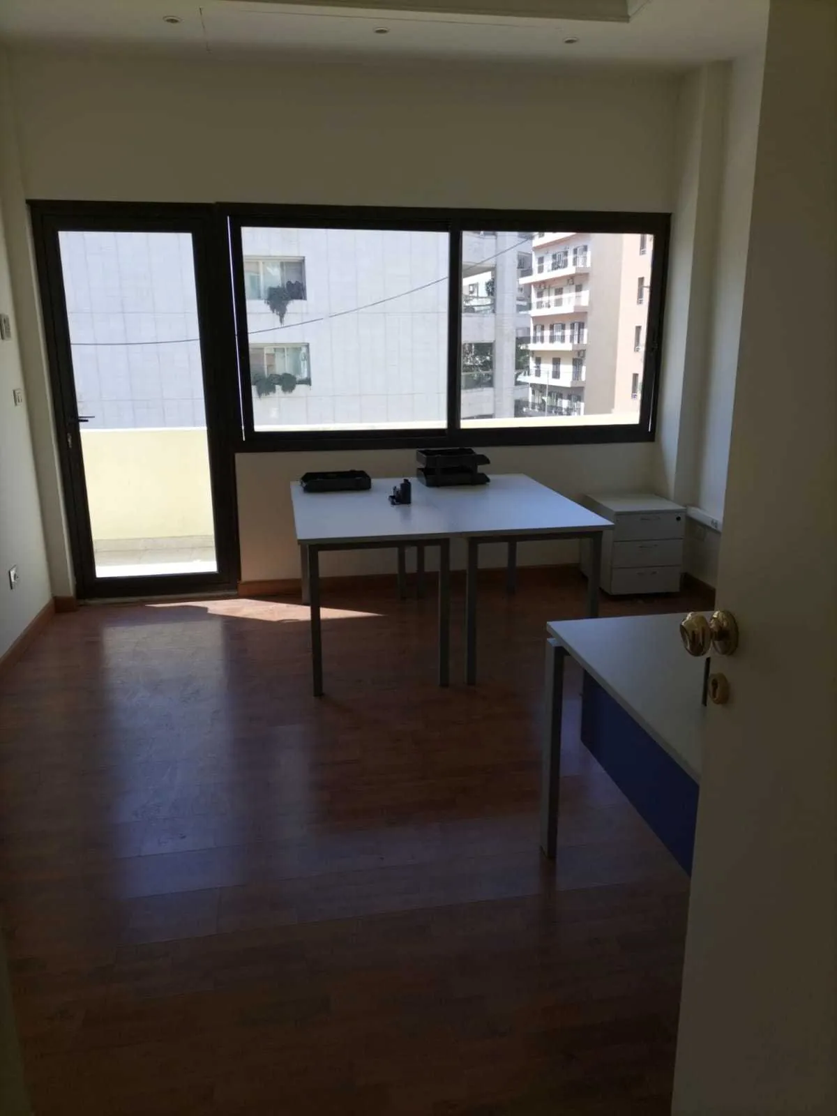 Prime Location Office in Badaro, Beirut — الصورة 3