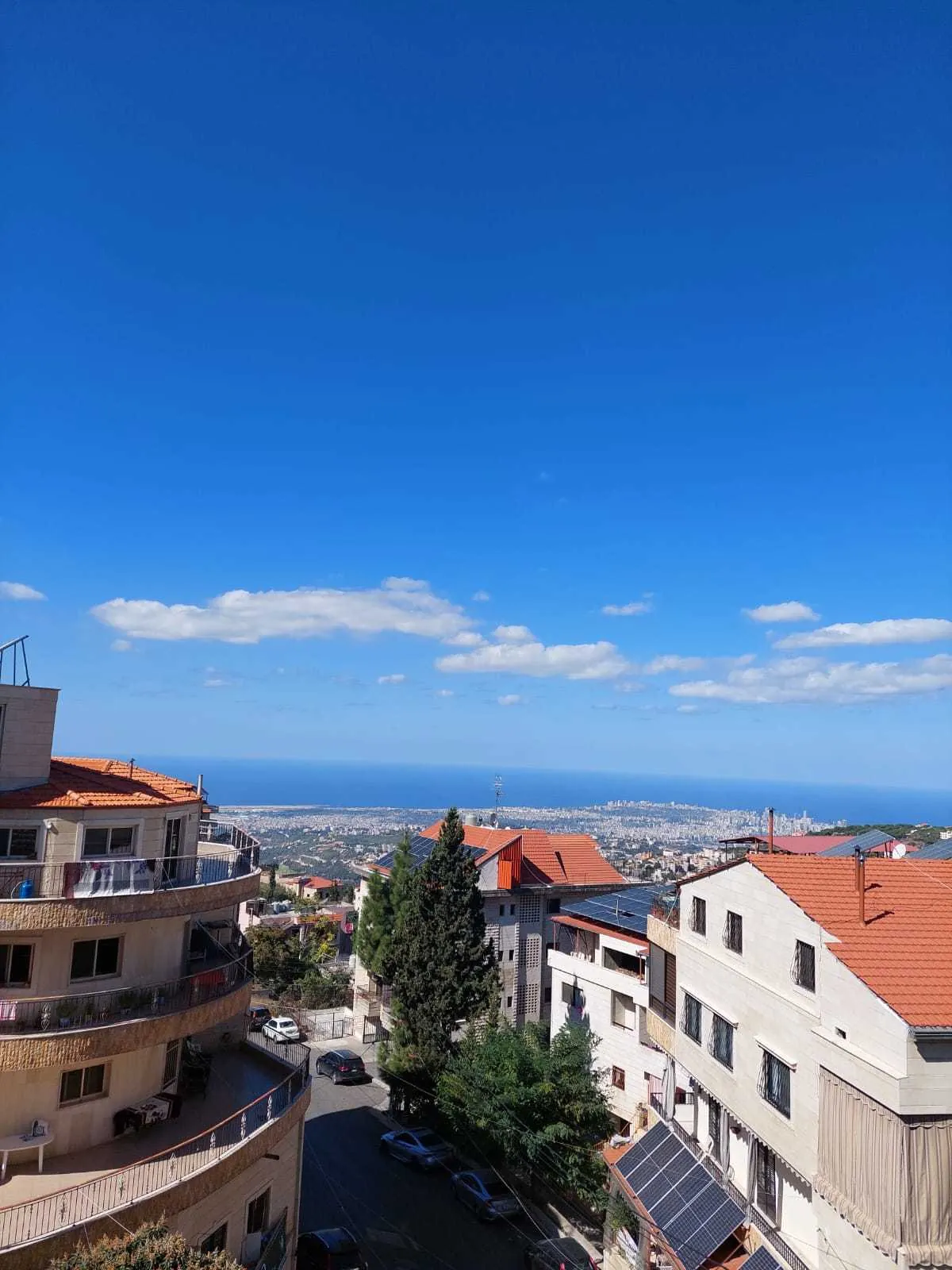 Prime Location Building in Aley Town, Aley, Mount Lebanon — الصورة 1