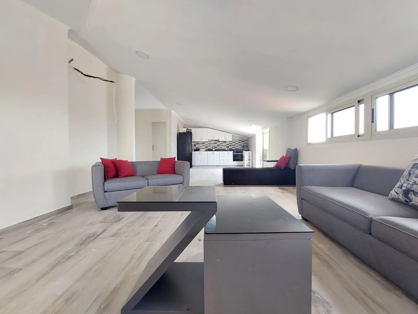 Furnished Apartment in Mar Roukoz with Sea and Mountain View — الصورة 2
