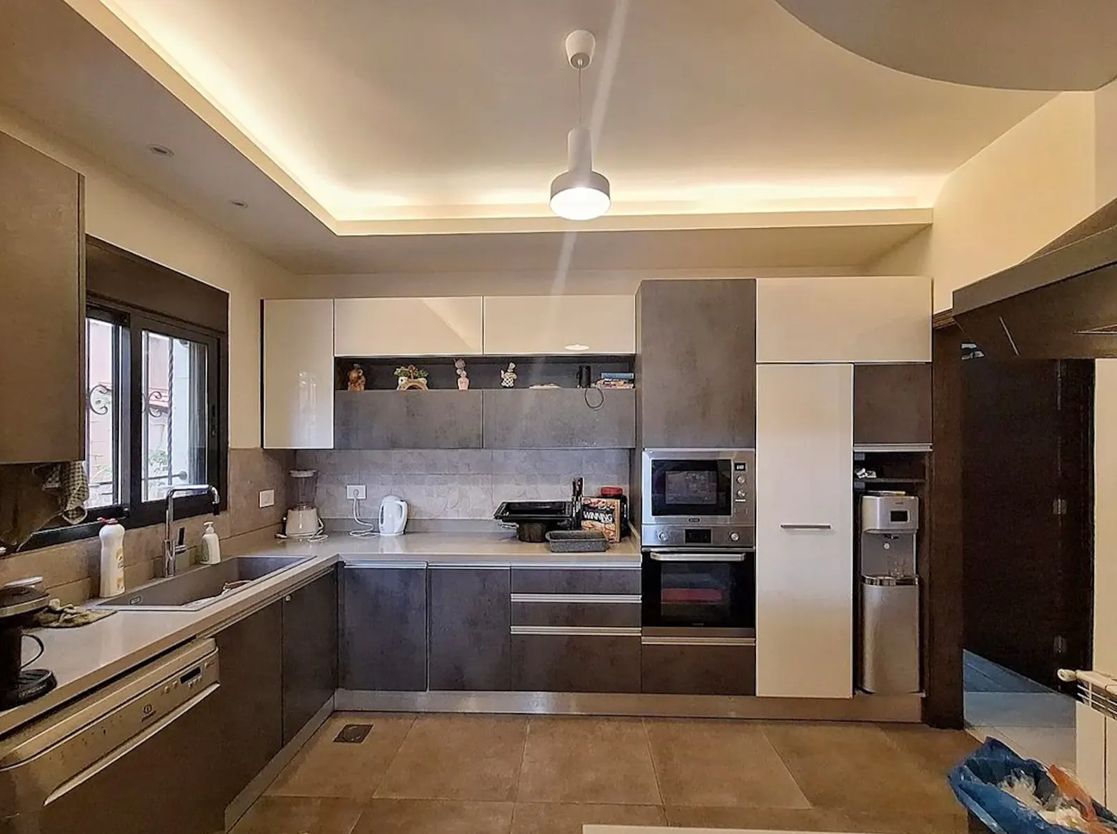 High-End SEMI FURNISHED Apartment in Douar with Mountain View — photo 3