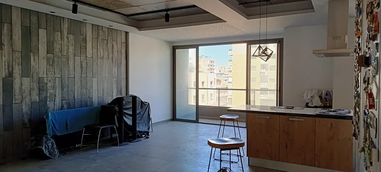 Prime Location Apartment in Chiyah, Beirut with City View — photo 2