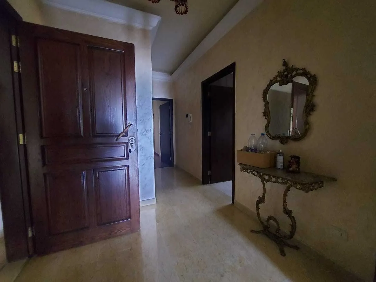 Furnished Apartment in Zouk Mikael with Sea and Mountain View — الصورة 4