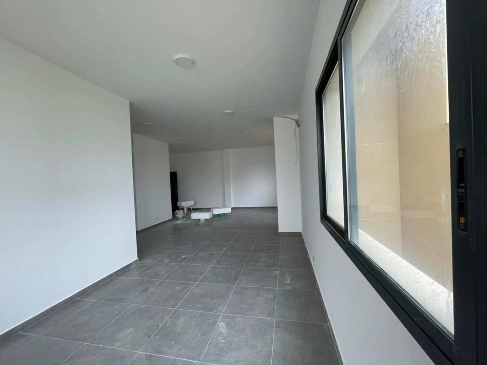 Prime Location Office in Aoukar, Metn — الصورة 2