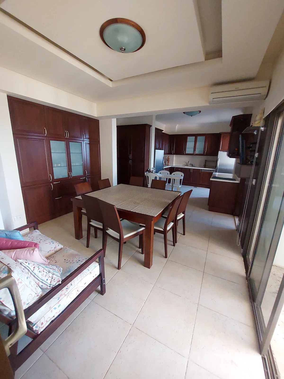 Furnished and Decorated Apartment in Zikrit, Metn with Sea View — الصورة 4
