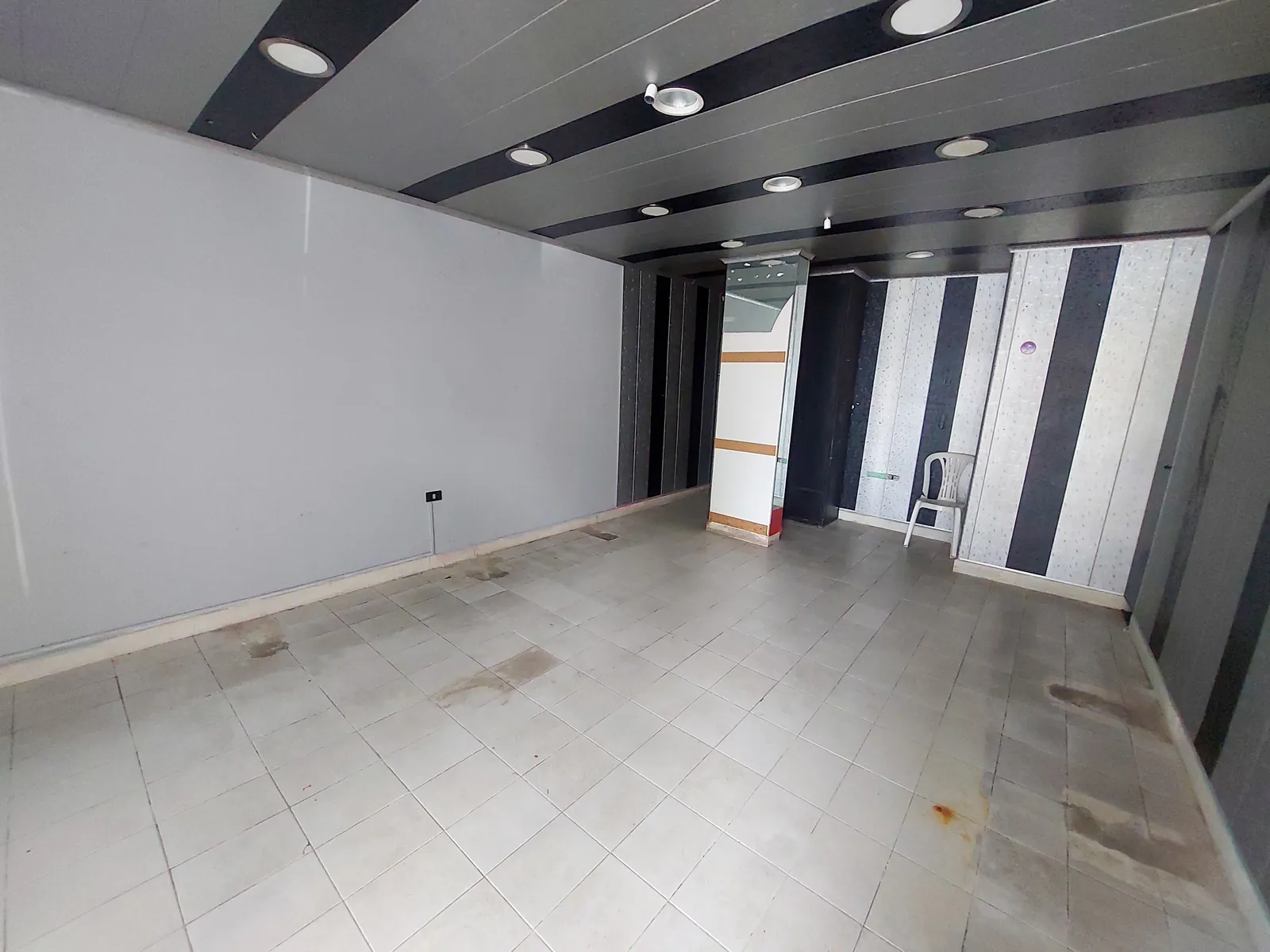 Prime Location Shop in Mazraat Yachouh, Metn — الصورة 2