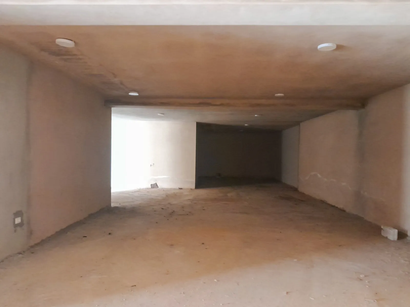 Prime Location Warehouse in Bikfaya (Zeghrine), Metn — photo 2