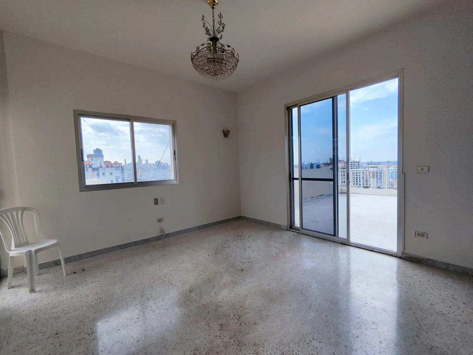 Apartment in New Rawda, Metn with Terrace and Mountain View