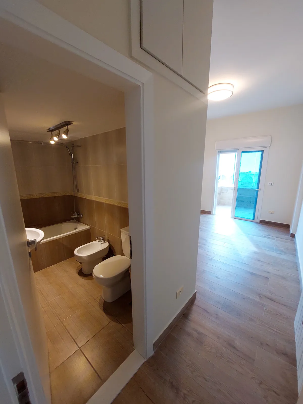 Prime Location Apartment in Mtayleb, Metn with Mountain View — الصورة 5