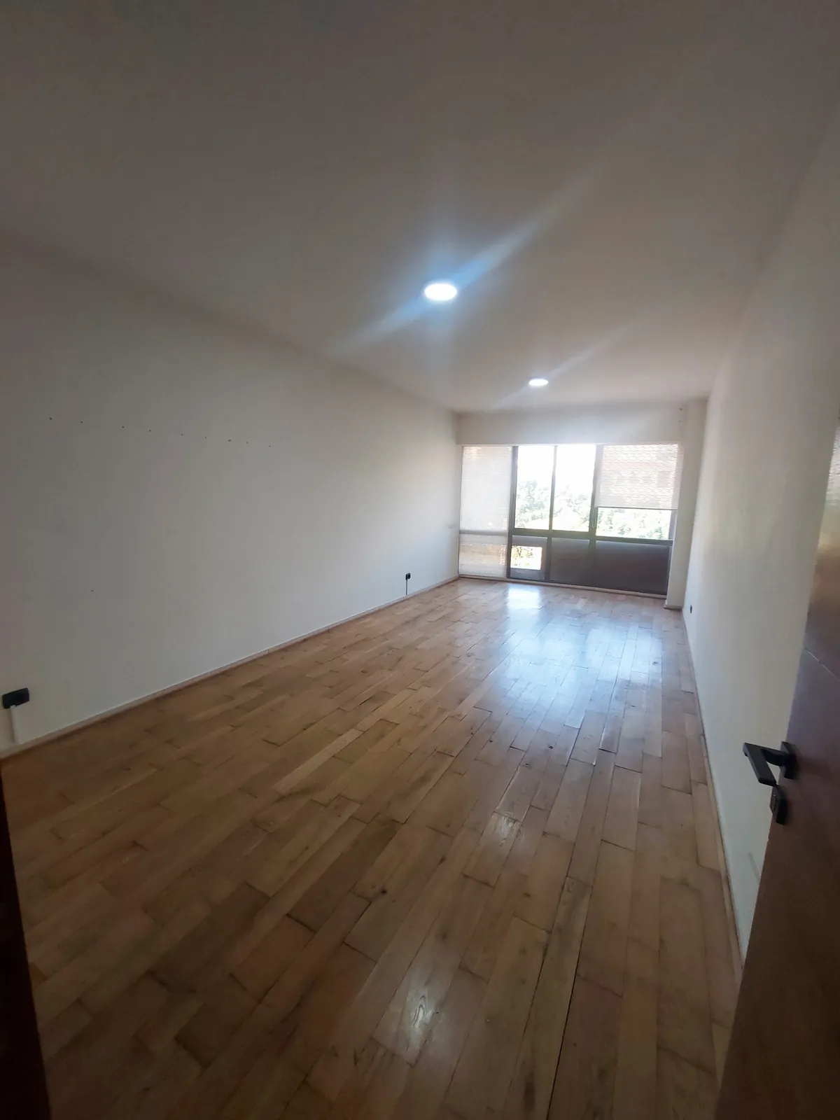 Prime Location Office in Biyada, Metn — الصورة 1
