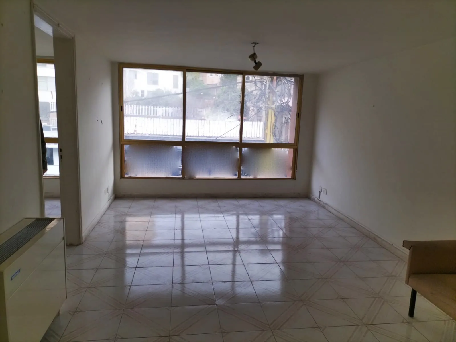 Prime Location Office in Hadath, Baabda — الصورة 2