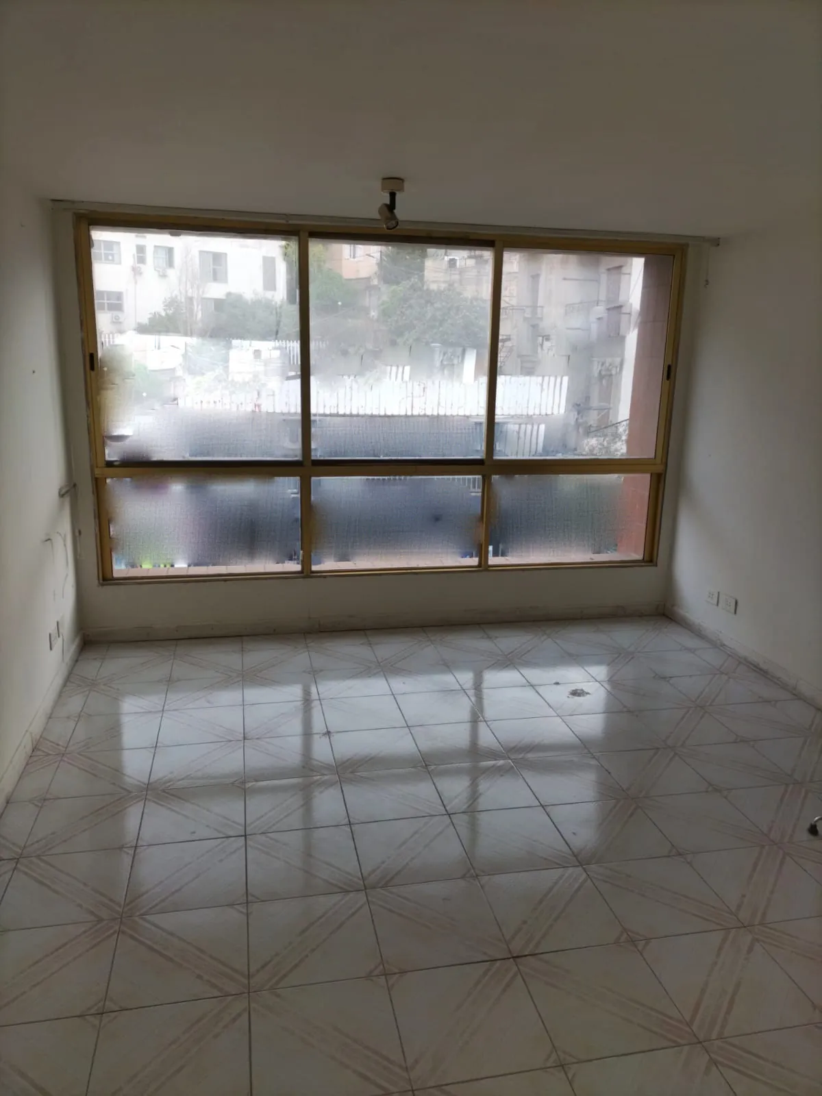 Prime Location Office in Hadath, Baabda — الصورة 5